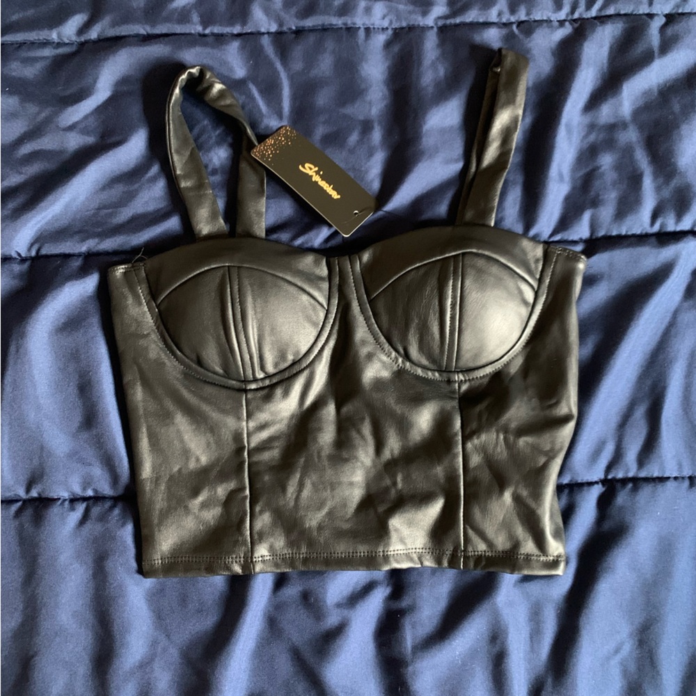 From fashion nova size small true to color